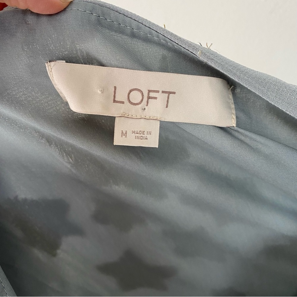 LOFT Dress Womens Medium Gray Gold Star Print Metallic Tiered Long Sleeve Lined - Picture 9 of 11